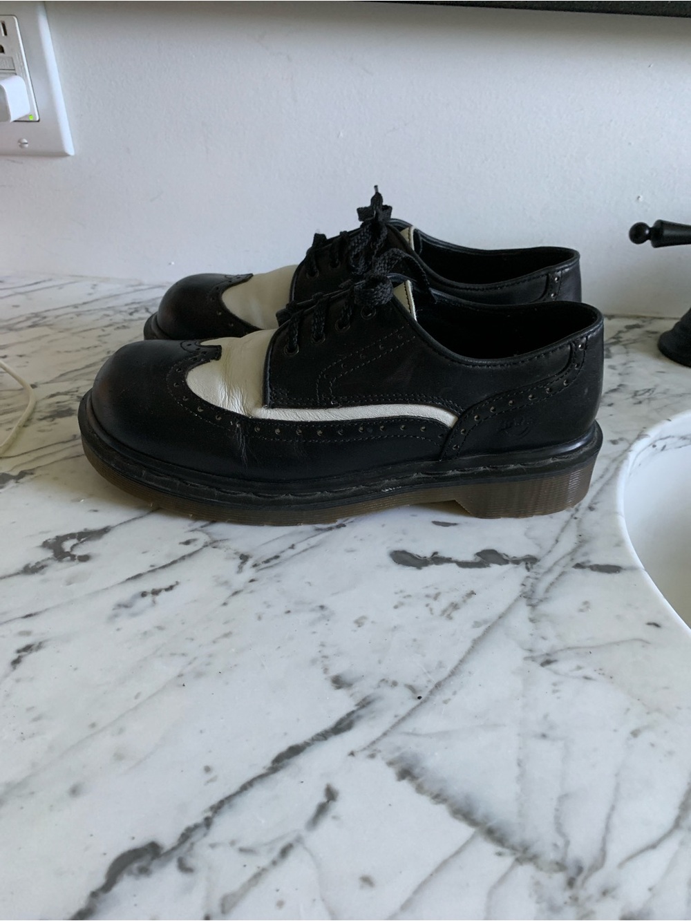 Men’s Dr. Martens Black and White Leather Wingtip Oxfords. - Picture 8 of 16